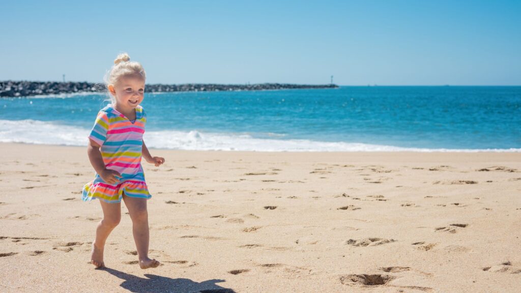 5 Astuces Essentielles pour protéger les enfants du soleil !